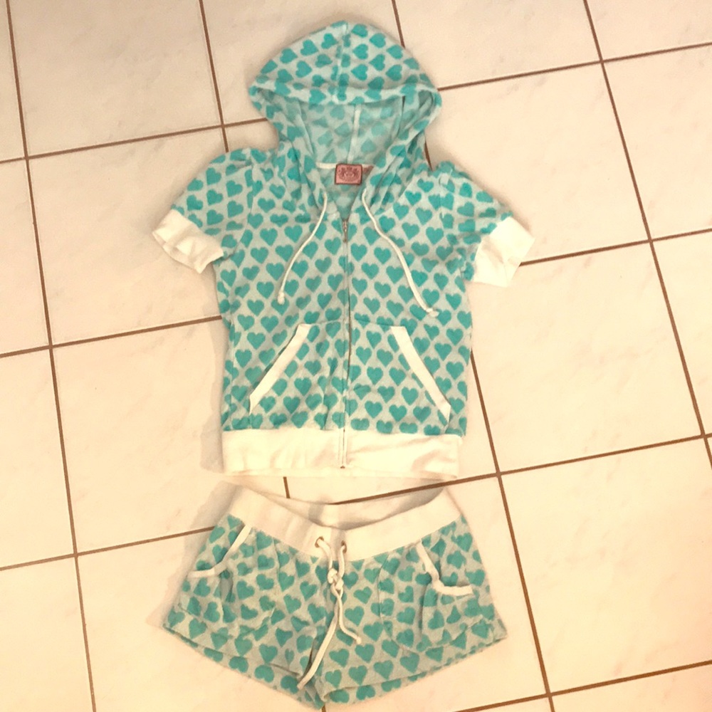 Juicy Couture outfit